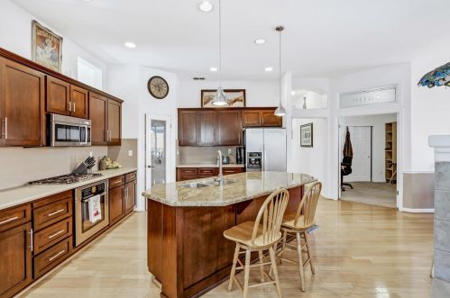 9247 Brown Rd, Elk Grove CA  95624-3917 exterior