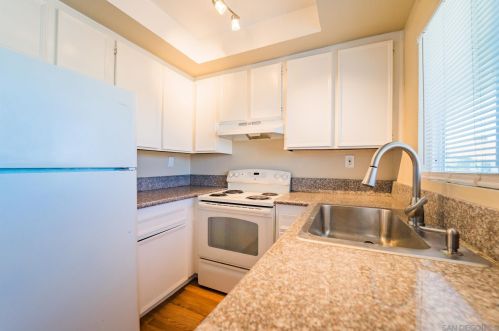 3402 Monroe Ave, San Diego, CA 92116-4540