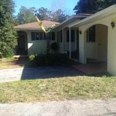 15200 Oakland Ave, Winter Garden FL  34787-3044 exterior