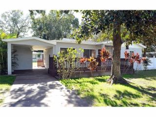 1002 Naples Dr, Orlando, FL 32804-1728