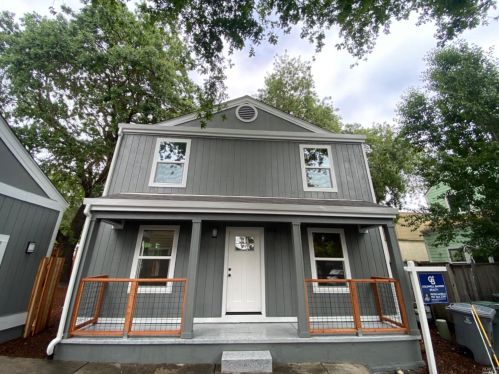 914 Kingwood St, Santa Rosa, CA 95401-6505