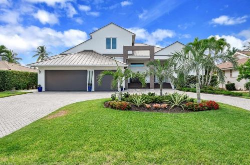 2079 Tarpon Rd, Naples, FL 34102-1564