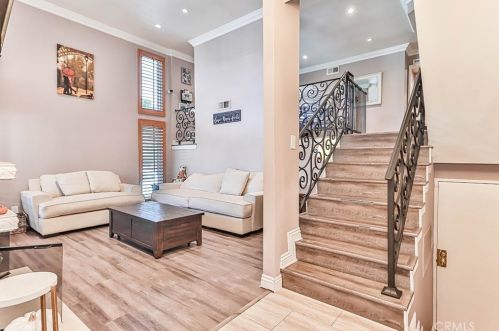 26316 Plata Ln, Calabasas CA  91302-2611 exterior