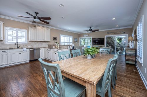 19 22nd Ave, Isle Of Palms SC  29451-2303 exterior