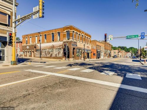 1006 3 St, Stillwater MN 55082-6220 exterior