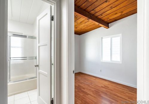 4217 Gresham St, San Diego CA  92109-5342 exterior