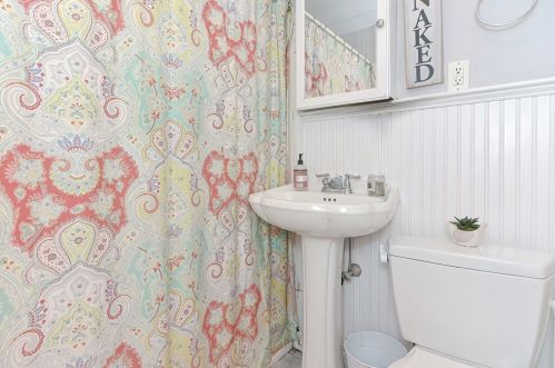 294 Metropolitan Ave, Boston MA exterior