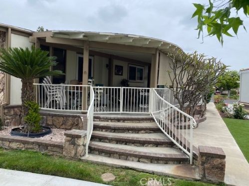 641 Crest Lake Cir, Brea, CA 92821-2808