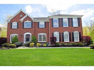 570 Belle Meade Farm Dr, Loveland, OH 45140-7302