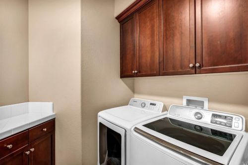 2024 Cooper Dr, Santa Rosa CA  95404-5682 exterior
