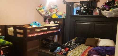 4691 Golfview Blvd, Lehigh Acres FL 33973-6032 exterior