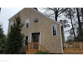 922 Carolina Ave, Virginia Beach VA  23451-4615 exterior
