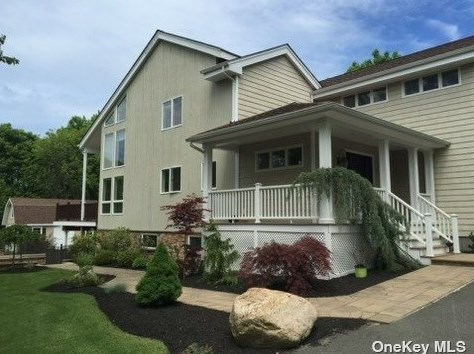 292 Waterview Dr, Southold, NY 11971-2105
