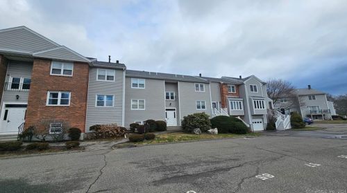 53 Carriage Dr, Milford, CT 06460-7556