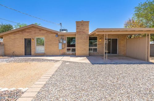 9413 El Cajon Dr, Tucson, AZ 85710-6611
