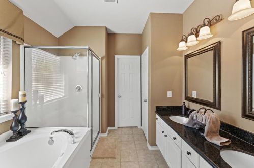 7223 Chasegrove Ln, Richmond TX  77407-6498 exterior