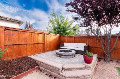 622 Wildflower Dr, Santa Maria CA  93455-6099 exterior