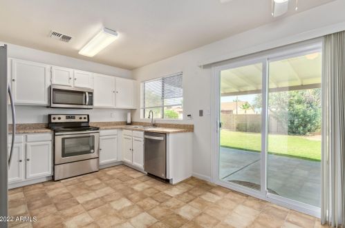 747 Hackamore St, Mesa, AZ 85203-3631