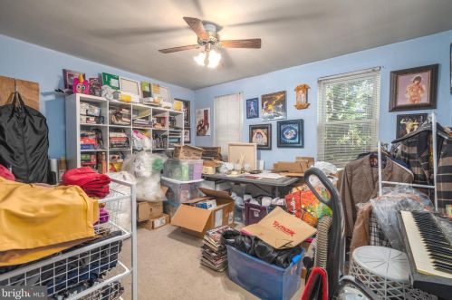 738 Medina St, Philadelphia PA  19147-5727 exterior