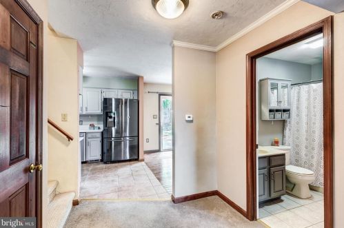 49 Pinewood Cir, Hanover PA 17331-9393 exterior