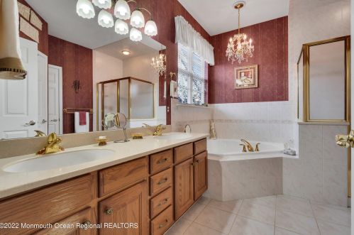 88 Enclave Blvd, Lakewood NJ  08701-5783 exterior