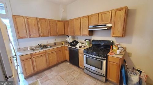 1520 Susquehanna St, Harrisburg, PA 17102-2552