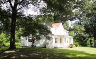 4250 Baskerville Rd, Baskerville, VA 23915-2044
