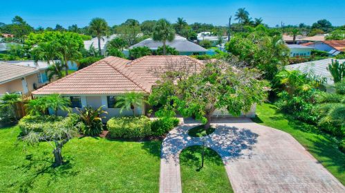 1040 3rd St, Boca Raton, FL 33486-4554