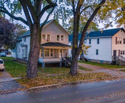 1322 Broadway, Green Bay, WI 54304-3506