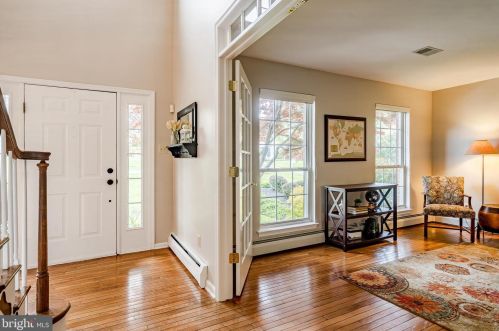 1048 Ryans Run, Boothwyn PA  19060-4411 exterior