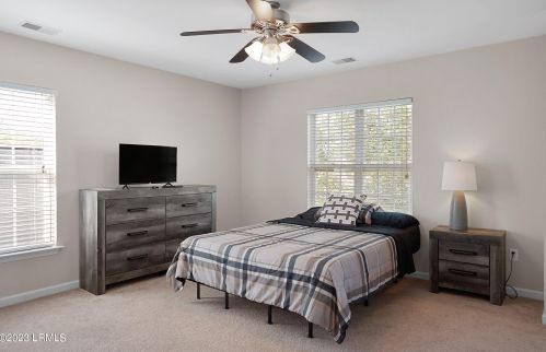 72 Shadow Moss Dr, Beaufort SC  29906-6005 exterior