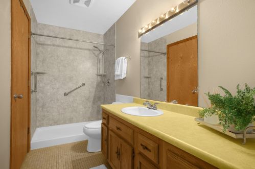 3402 East Ave, La Crosse WI  54601-7209 exterior