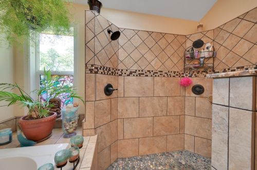 18883 Hummingbird Dr, Lake Wildwood CA  95946-9694 exterior