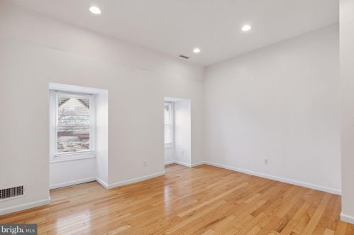 2128 Broad St, Philadelphia PA  19121-1605 exterior