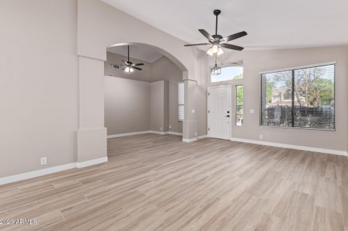 1722 Gilmore Cir, Mesa AZ 85206-3855 exterior