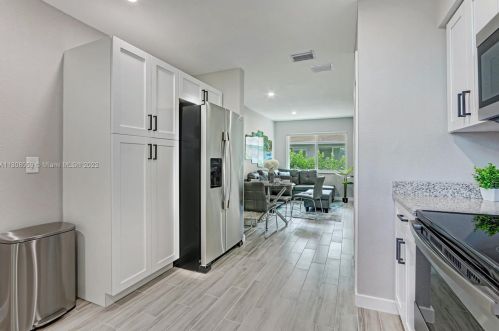 262 12th St, Delray Beach FL  33444-2916 exterior
