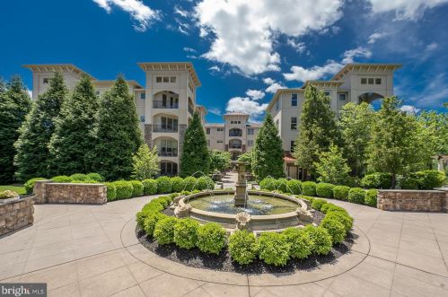 139 Cornerstone Dr, Newtown Square PA 19073-4049 exterior