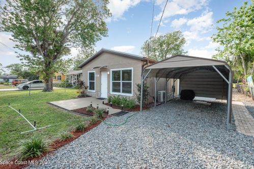 827 Kanawha St, Cocoa, FL 32927-4004