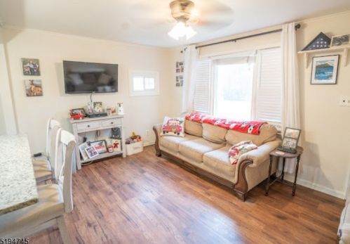 14 Avenue B, Helmetta NJ  08828-1238 exterior