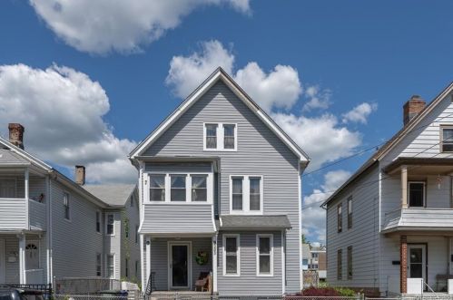 265 Olive St, Bridgeport, CT 06604-3020