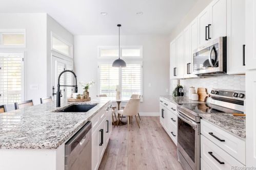 15805 Double Eagle Dr, Morrison CO  80465-9637 exterior