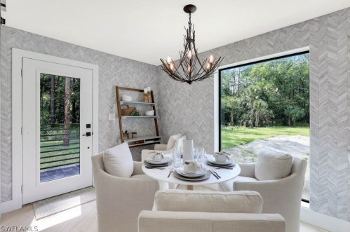 5019 Hawthorn Woods Way, Naples FL  34116-5017 exterior