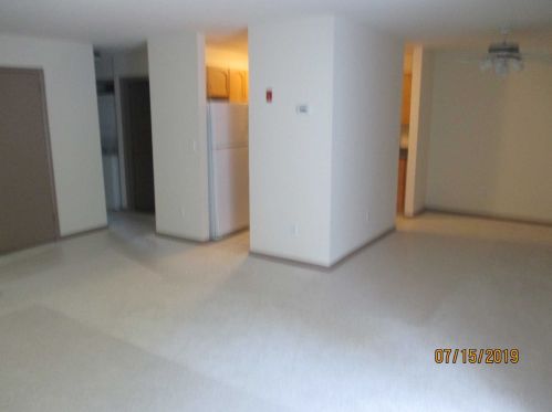 2 Locust Ct, Fishkill NY  12524-2634 exterior