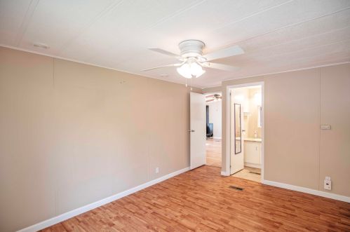 13 Rim Rd, Danville NH  03819-3184 exterior