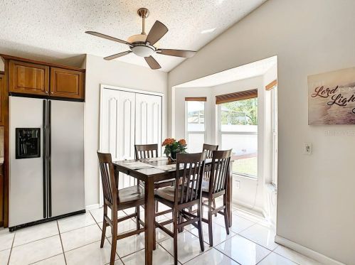 4784 Ridgemoor Cir, Palm Harbor FL  34685-3149 exterior