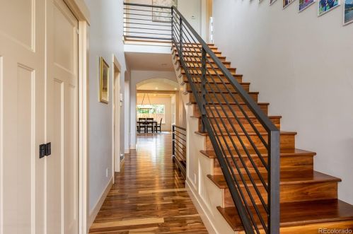 810 Jasmine St, Denver CO 80222-7016 exterior