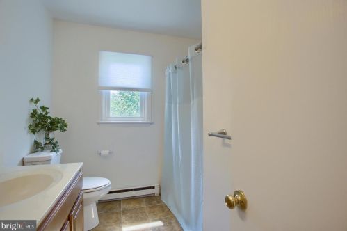 56 Ashford Dr, West Enola PA  17025-2320 exterior