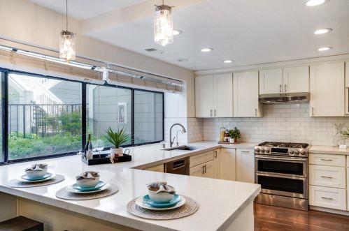 2851 Buena Crest Ct, San Jose CA  95121-2956 exterior
