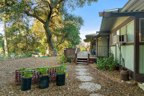 6572 Stagecoach Rd, Santa Barbara, CA 93105-9740