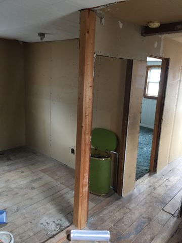205 Broad St, Williamstown, PA 17098-1112